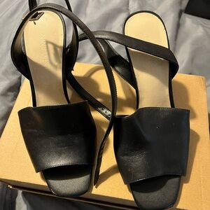 Nine West Black Leather Sandals